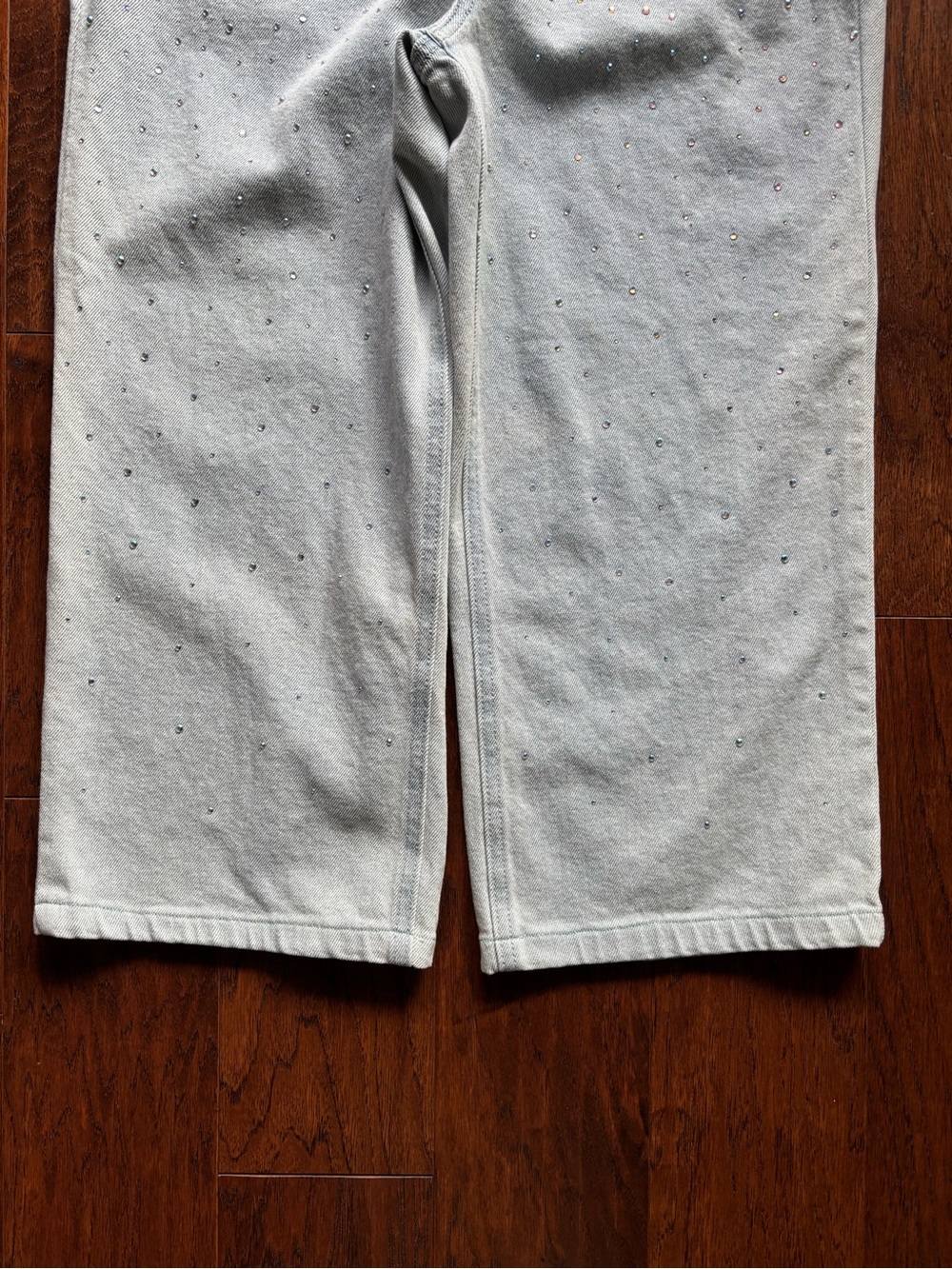 Intempo Rhinestone Crystal Wide Leg Crop Jeans Light Wash | Size 6 - Picture 13 of 15
